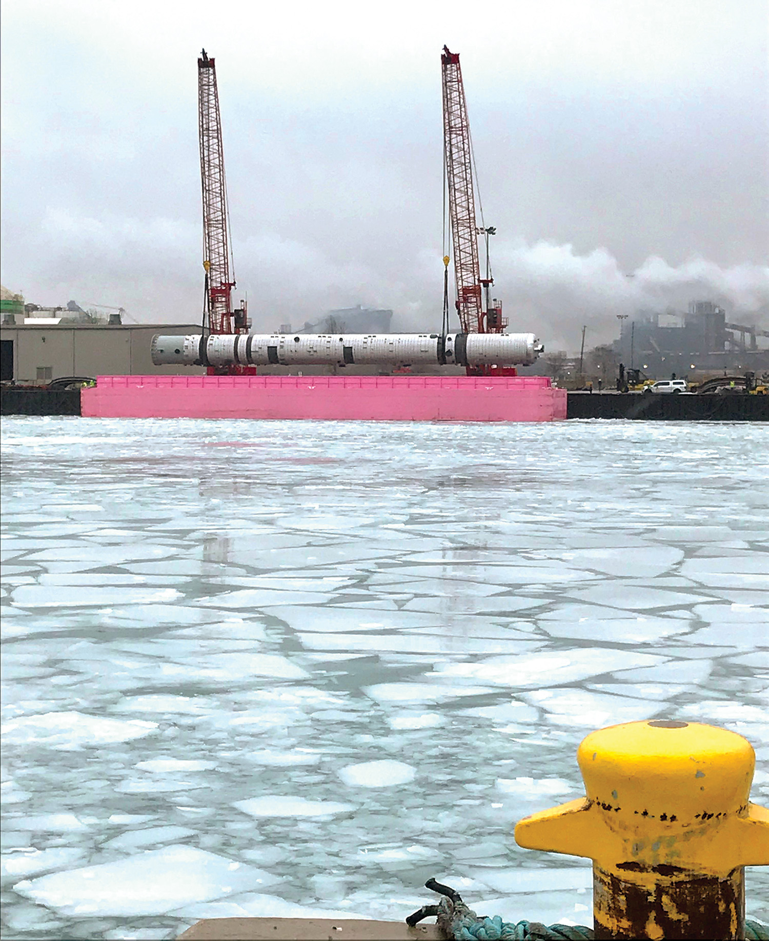 Federal Maritime Terminals unloads project cargo from barge Big Hope 1 at the Port of Indiana-Burns Harbor. (Photo courtesy of Ports of Indiana)