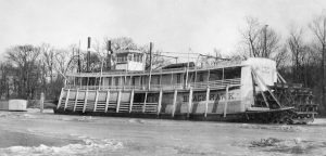 The Black Hawk laid up for winter in 1918 at the Duck’s Nest at Paducah, Ky.