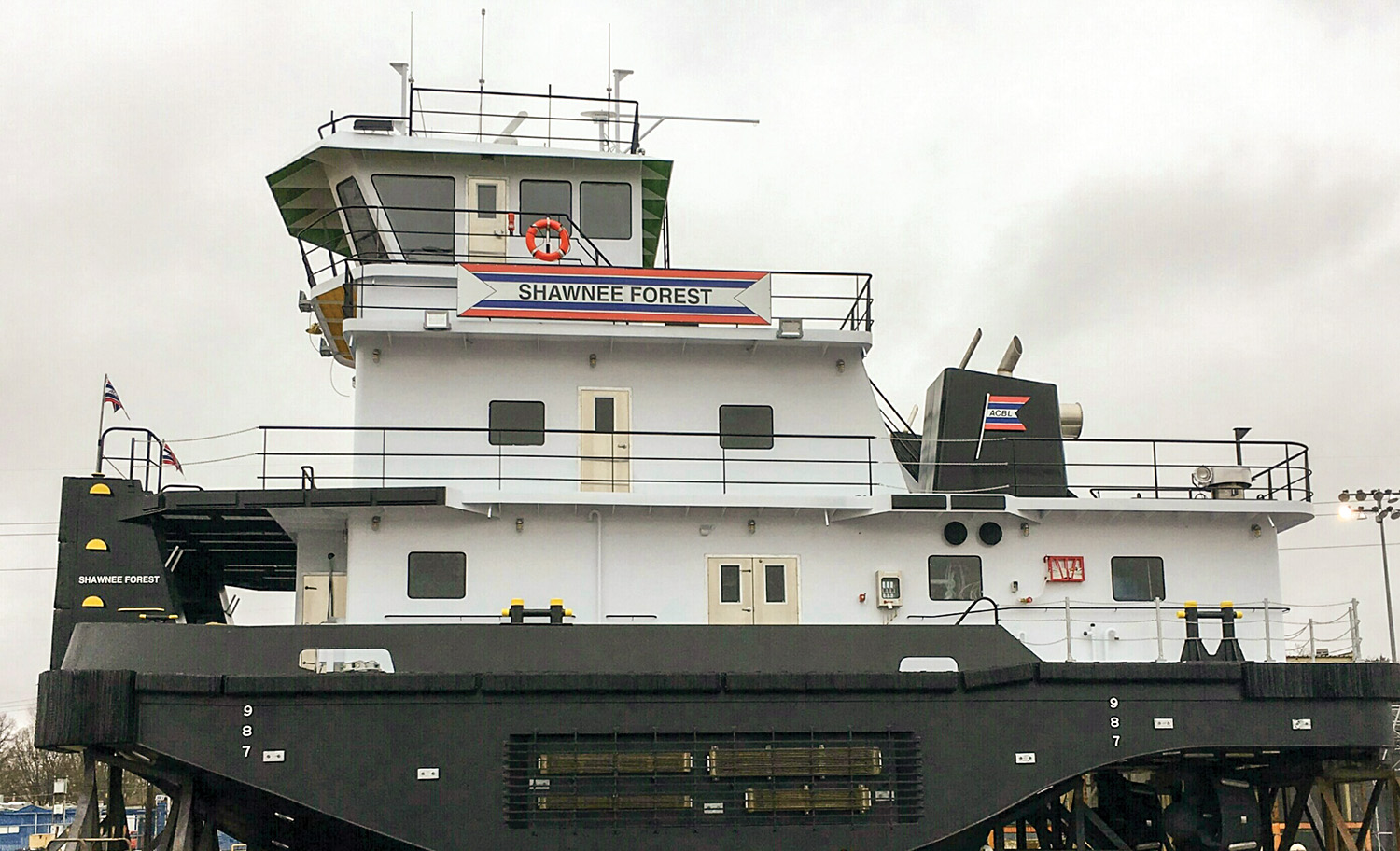 The 2,000 hp. towboat is powered by Caterpillar diesels with ZF Marine azimuth-drive units.