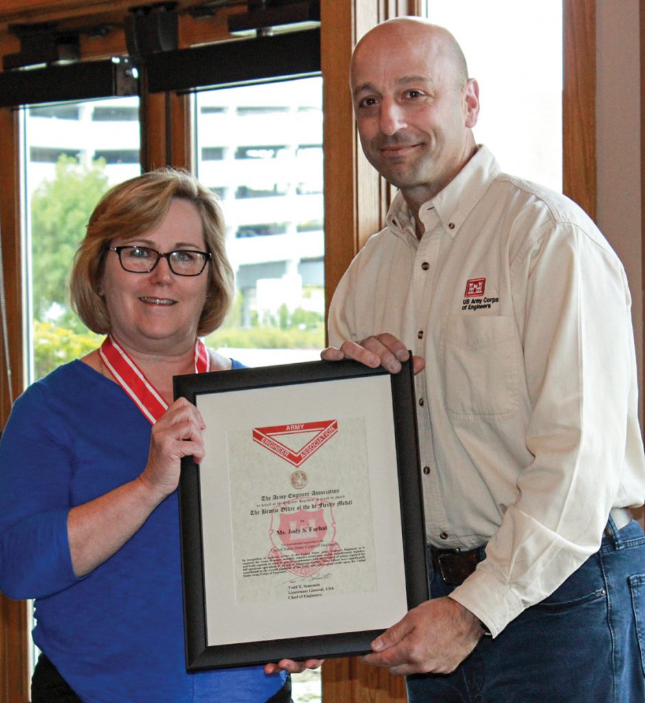 Jody Farhat, former chief of the Corps’ Missouri River Basin Water Management Division, was honored with the Bronze DeFleury Medal. (photo by Eileen Williamson)