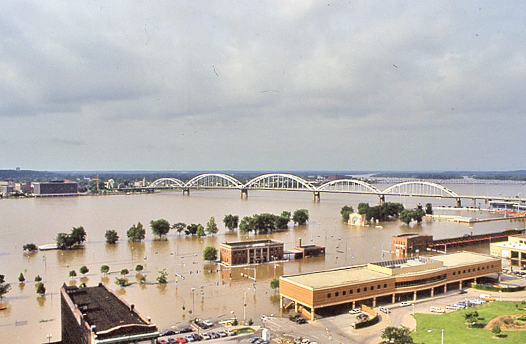 Above: Downtown Davenport, Iowa, on July 2, 1993. (Photo courtesy of Rock Island Engineer District)