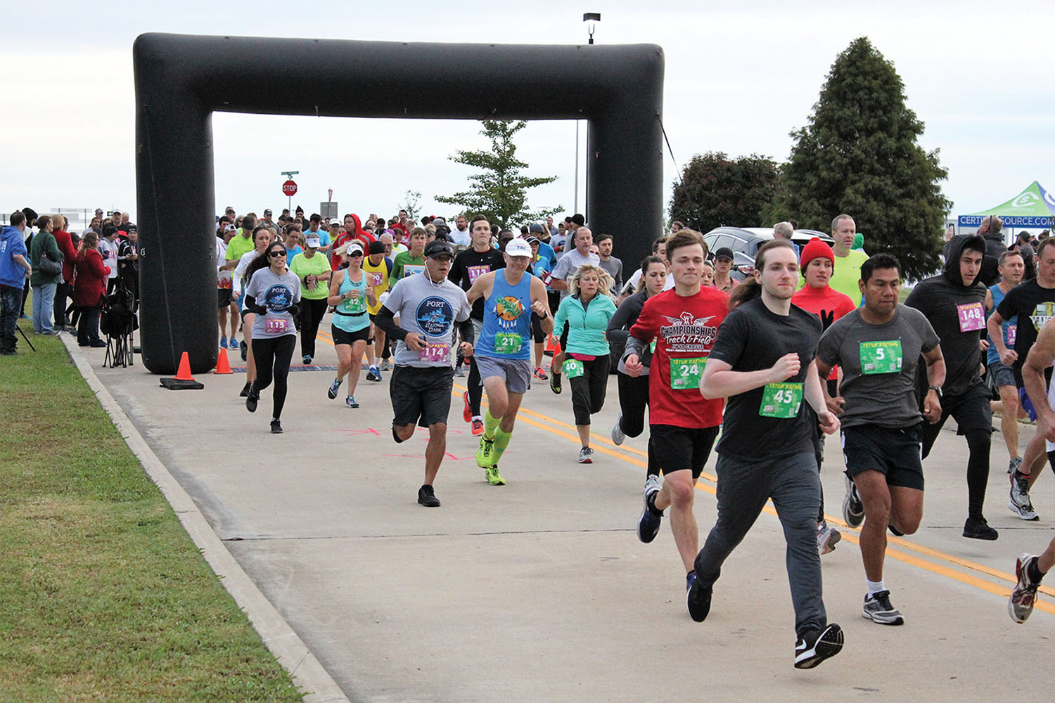 This year’s Tulsa Port Harbor Dash brought together more than 250 runners for the 5K, 10K and family-fun run. The run, which had its inaugural race last year, was developed by the port to bring awareness to the river, the port and its tenants. (photo courtesy of the Tulsa Port of Catoosa)