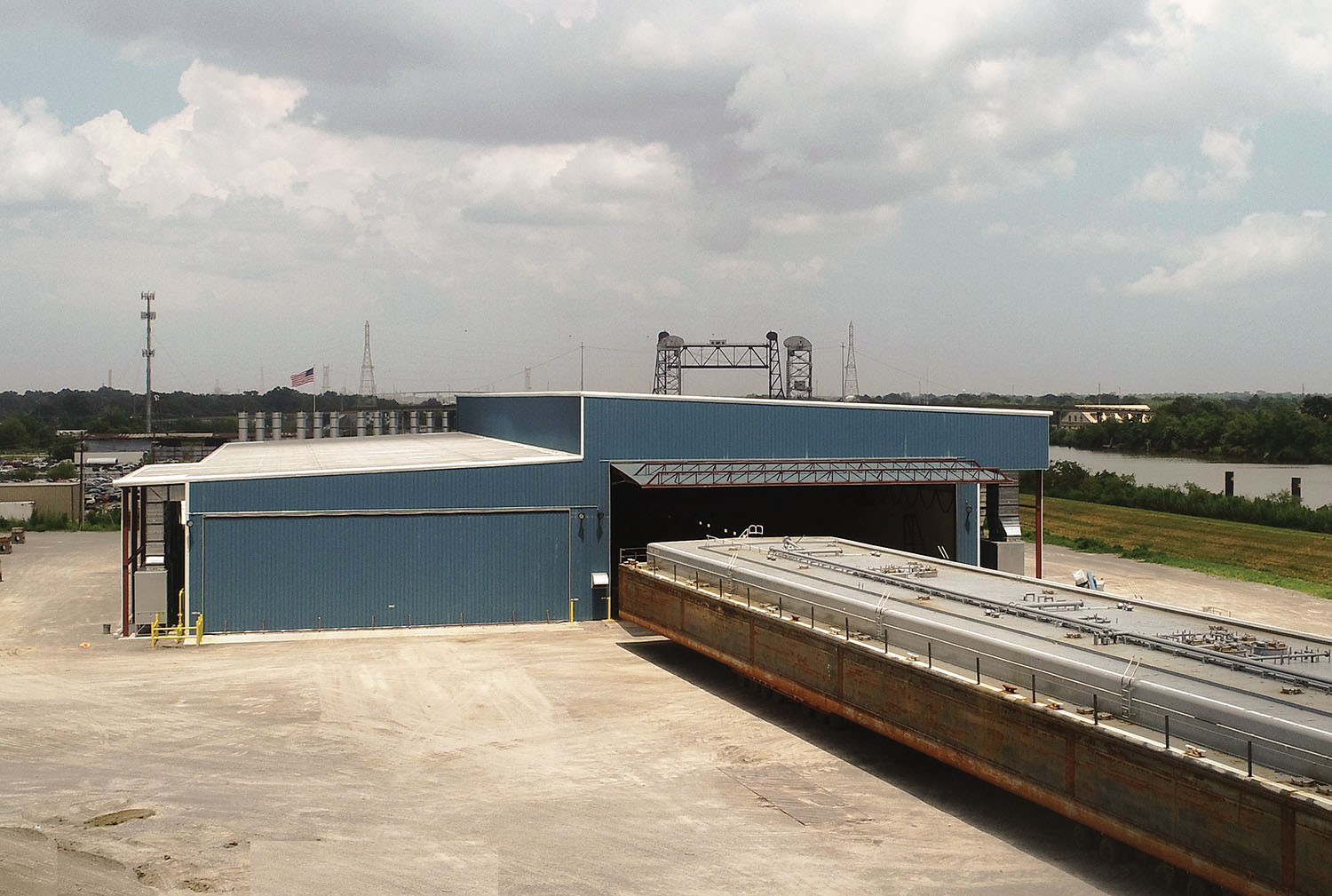 Barge entering new facility at C&C Marine & Repair. (Photo courtesy of C&C Marine & Repair)