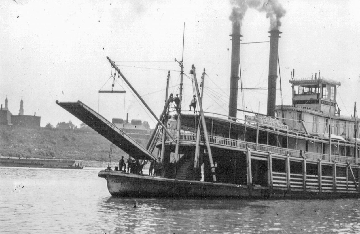 The Tacoma in the Cincinnati harbor. (Keith Norrington collection)