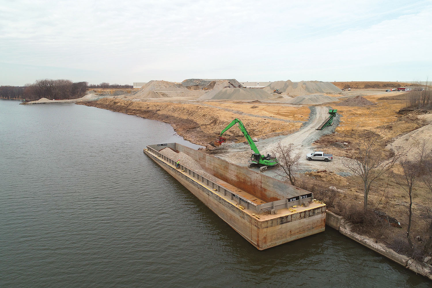 Rock Creek Terminal is located at Mile 282 on the Illinois Waterway. (Photo Courtesy of Ozinga Materials & Logistics)