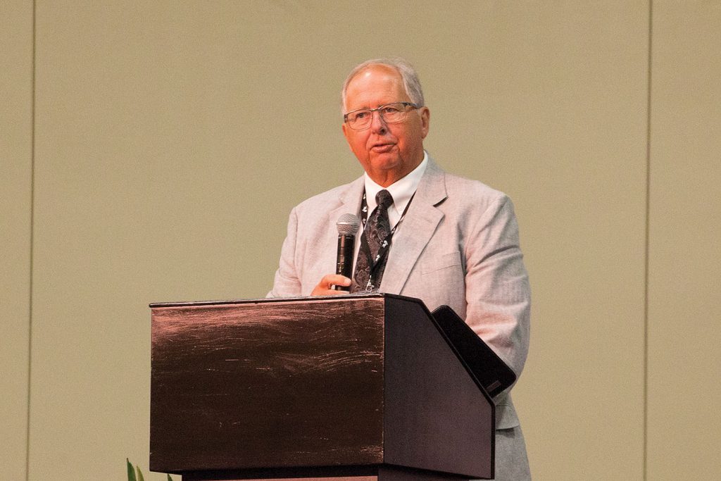 Rich Cooper, formerly of Port of Indiana, speaks at the IRPT conference upon receiving the organization’s lifetime achievement award. (Photo by Frank McCormack)