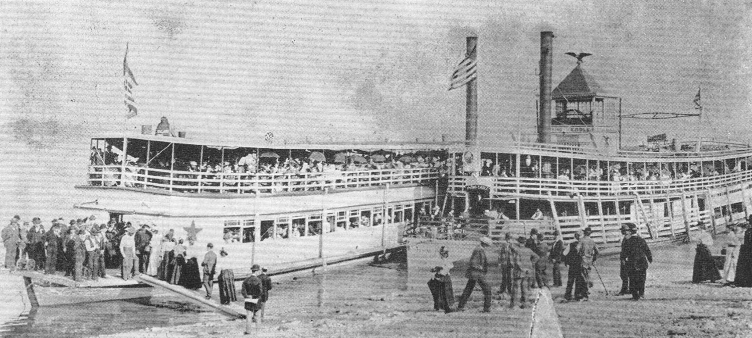 The Flying Eagle, with the excursion barge Little Gate, on the Upper Mississippi River. (Keith Norrington collection)