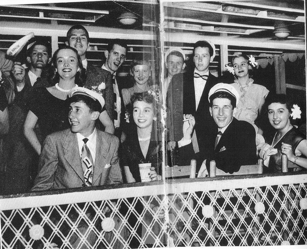 Prom On A Paddlewheeler The Waterways Journal