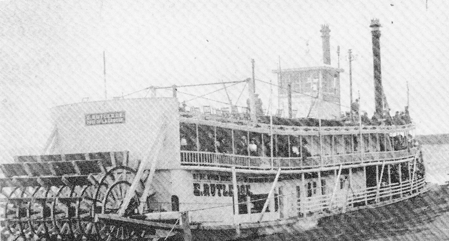 The rafter E. Rutledge on the Upper Mississippi River.