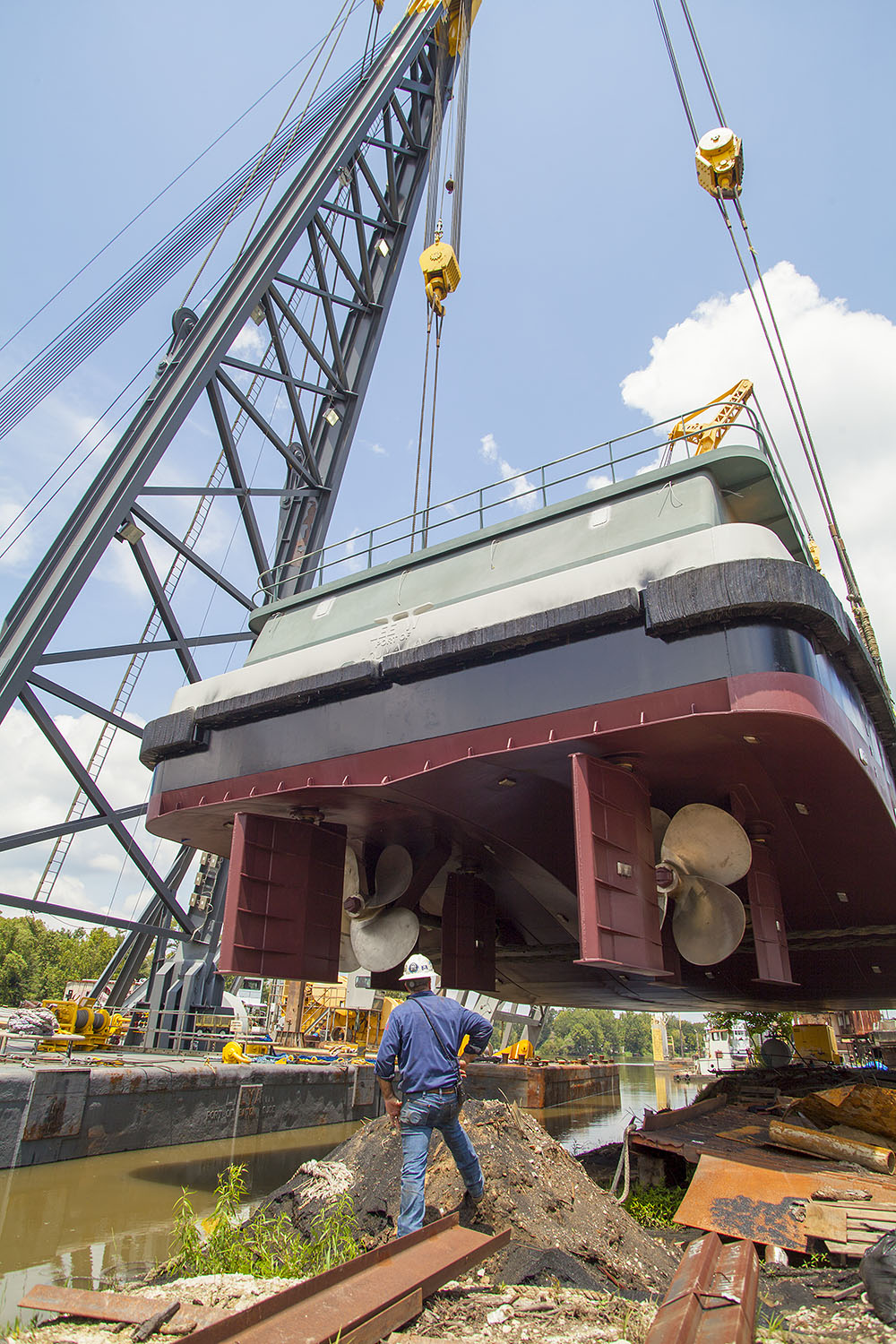 mv Lee W launch 047