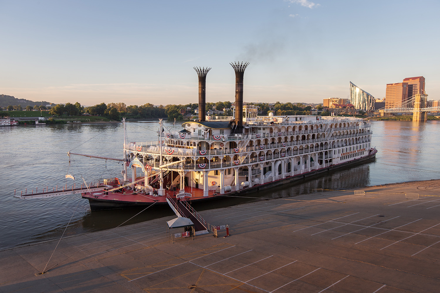 Mississippi River Mayors, Federal Agencies and Cruise Industry Partner on Water Quality Project