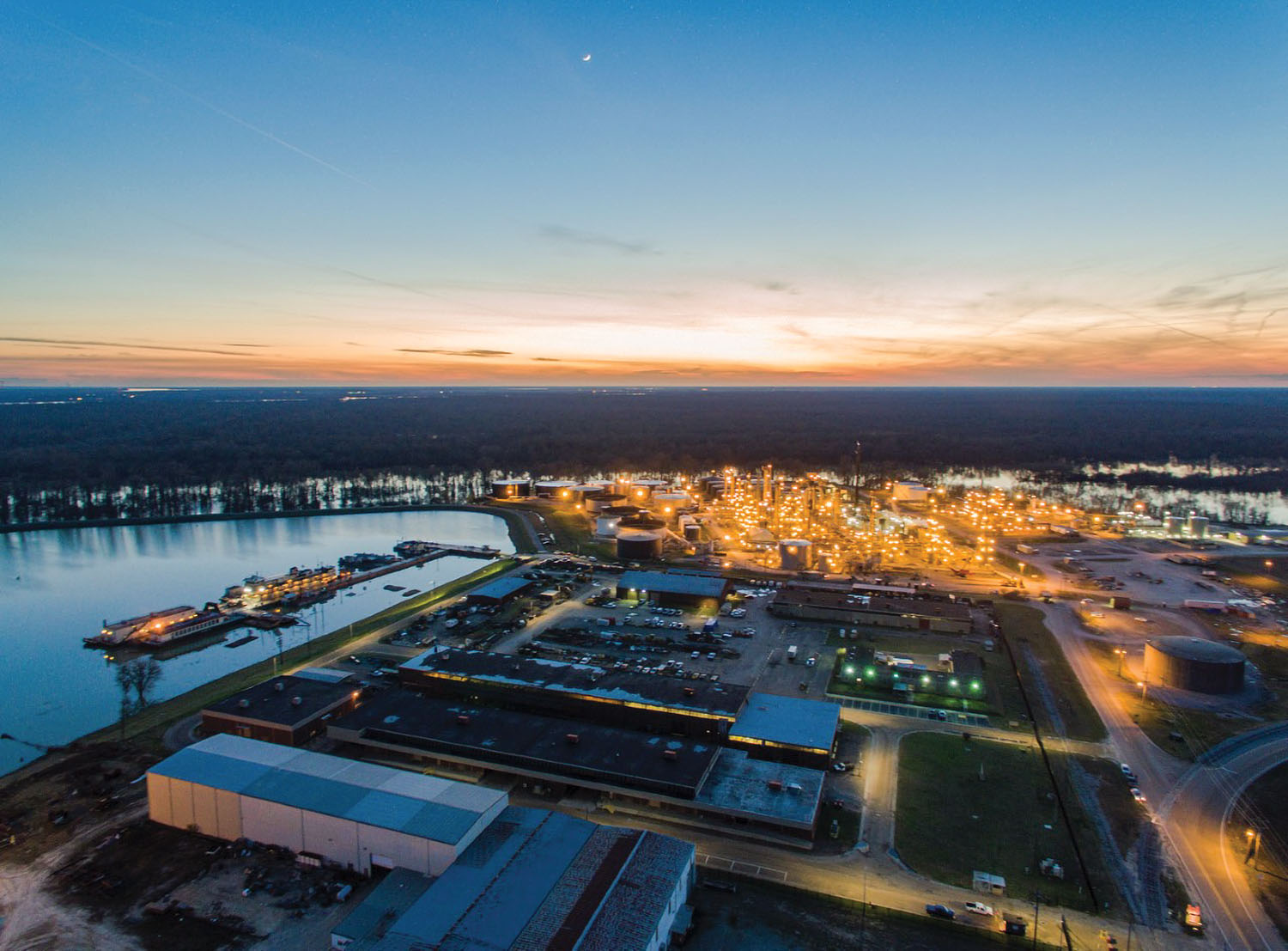 Nighttime photo of the Ergon refinery, located within the Port of Vicksburgs’ harbor. (Photo courtesy of the Port of Vicksburg)