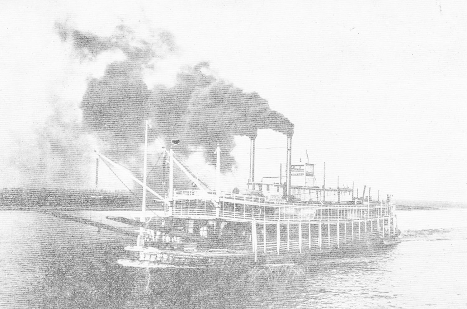 The Stacker Lee underway on the Mississippi. (Keith Norrington collection)