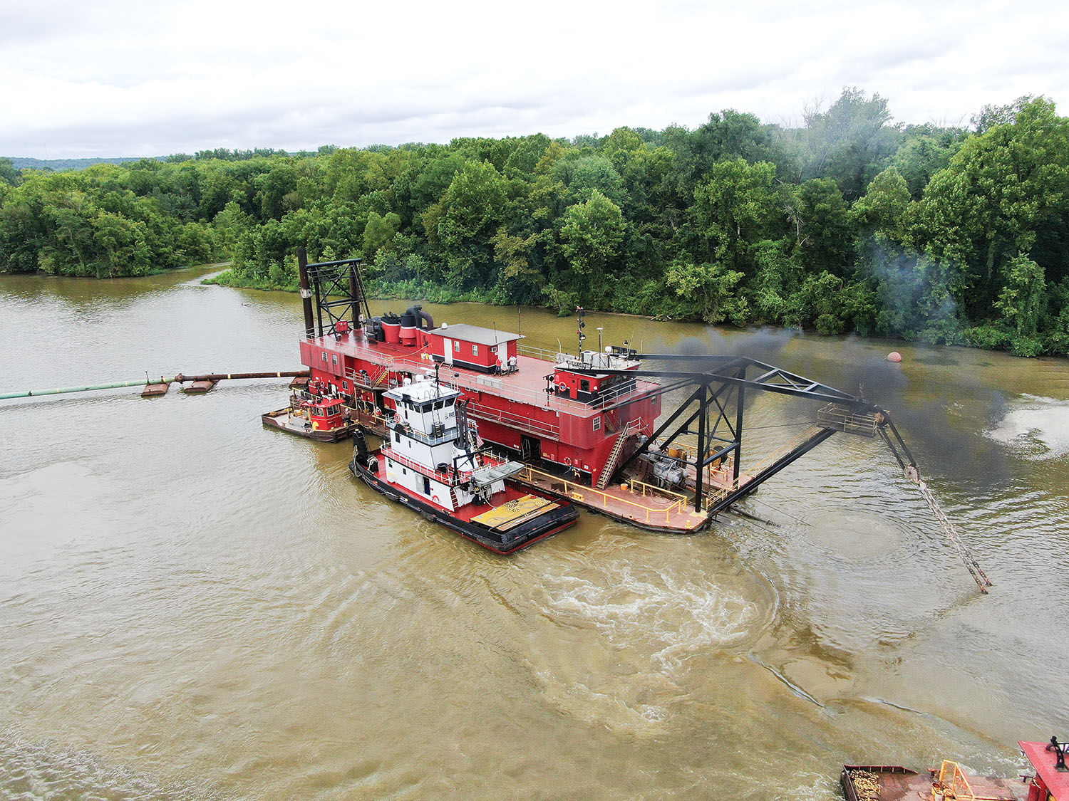 The Dredge E. Stroud at work on the Tenn-Tom. (photo courtesy of Corps of Engineers Tennessee-Tombigbee Waterway_