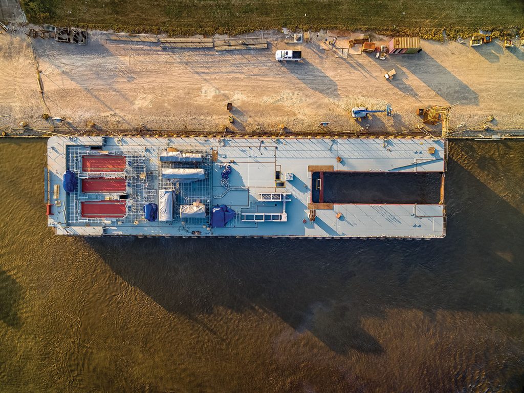 Overhead view of the MacArthur’s barge shows the infrastructure installed to accommodate the massive house containing the lever room, offices, and crew quarters. (Photo courtesy of Callan Marine)