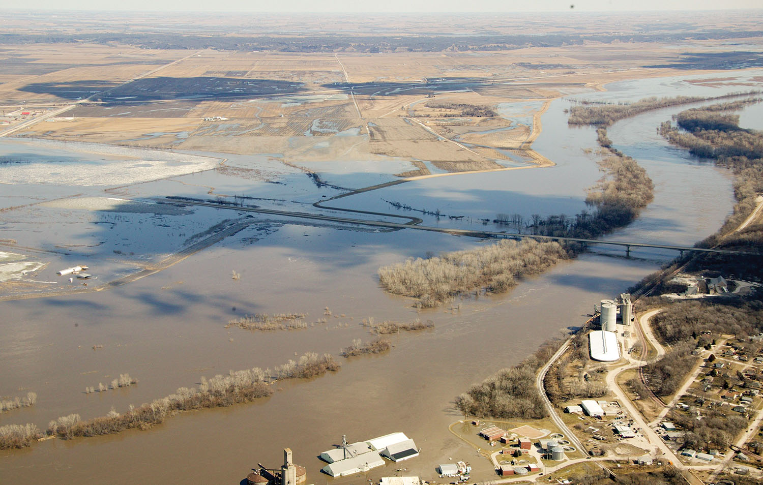 Aerial view of overtopping levee L575 near Nebraska City, Iowa M