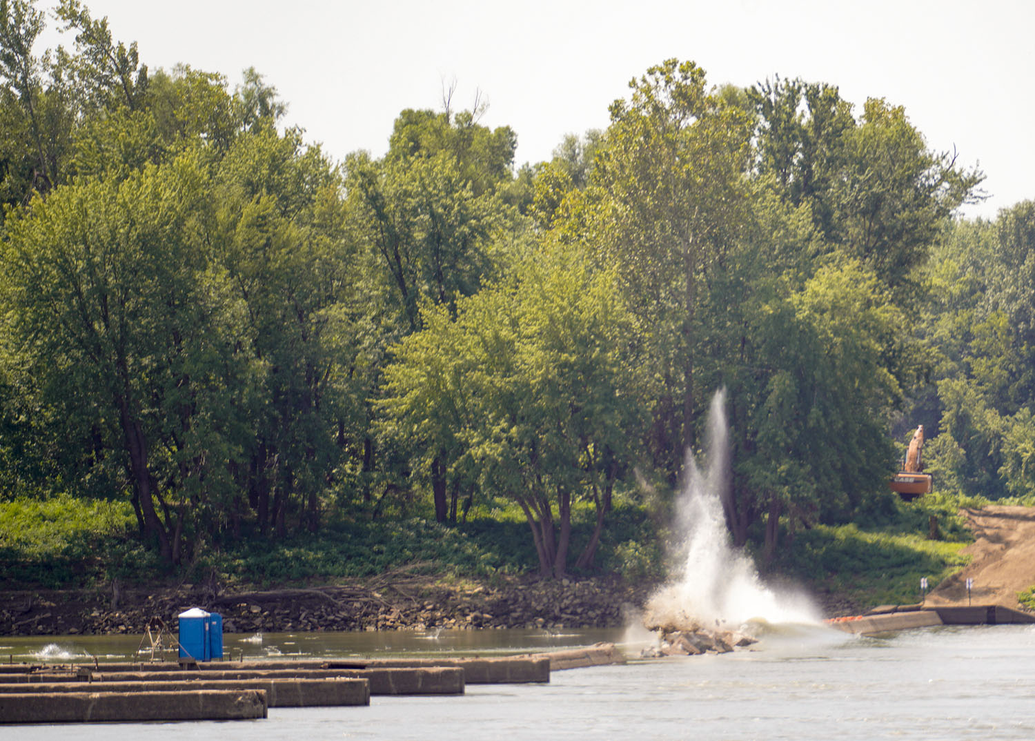 The fixed weir demolition at Locks and Dam 52 took place August 21, 2019. Locks and Dam 52 and 53 were replaced by Olmsted Locks and Dam.