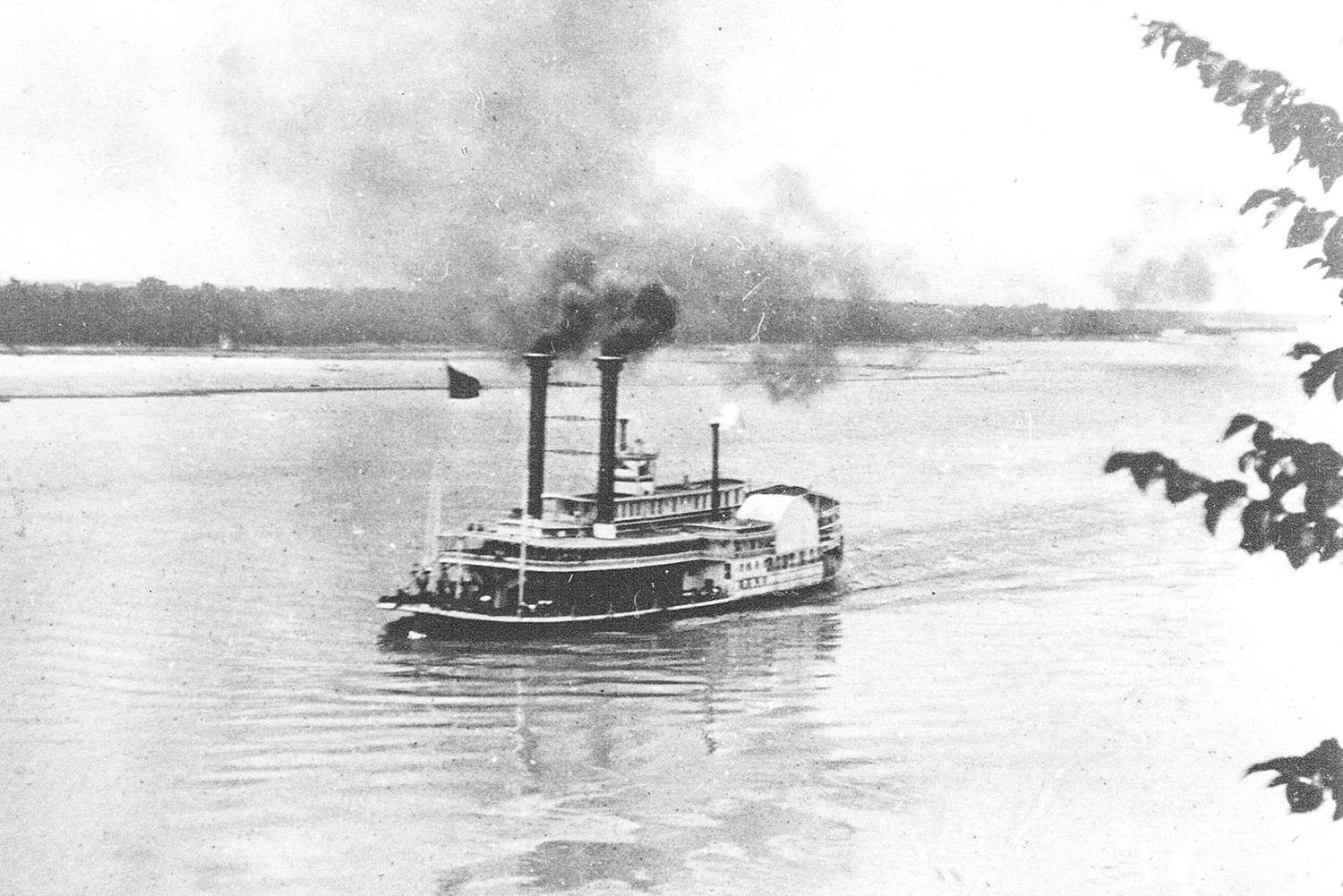 The famed steamer Rob’t. E. Lee below St. Louis on the morning of July 4, 1870, nearing its victorious conclusion of the race with the Natchez. This is the only known image taken during the race. (Keith Norrington collection)