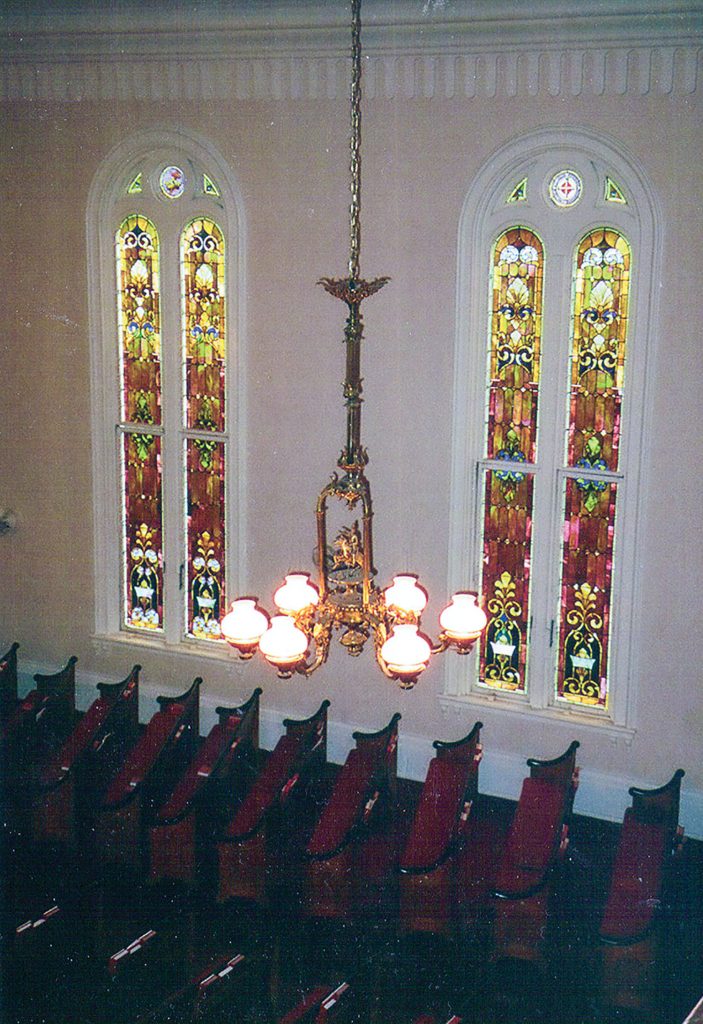 One of three chandeliers from the Lee now in the sanctuary of the First Presbyterian Church at Port Gibson, Miss. Photo by Keith Norrington)