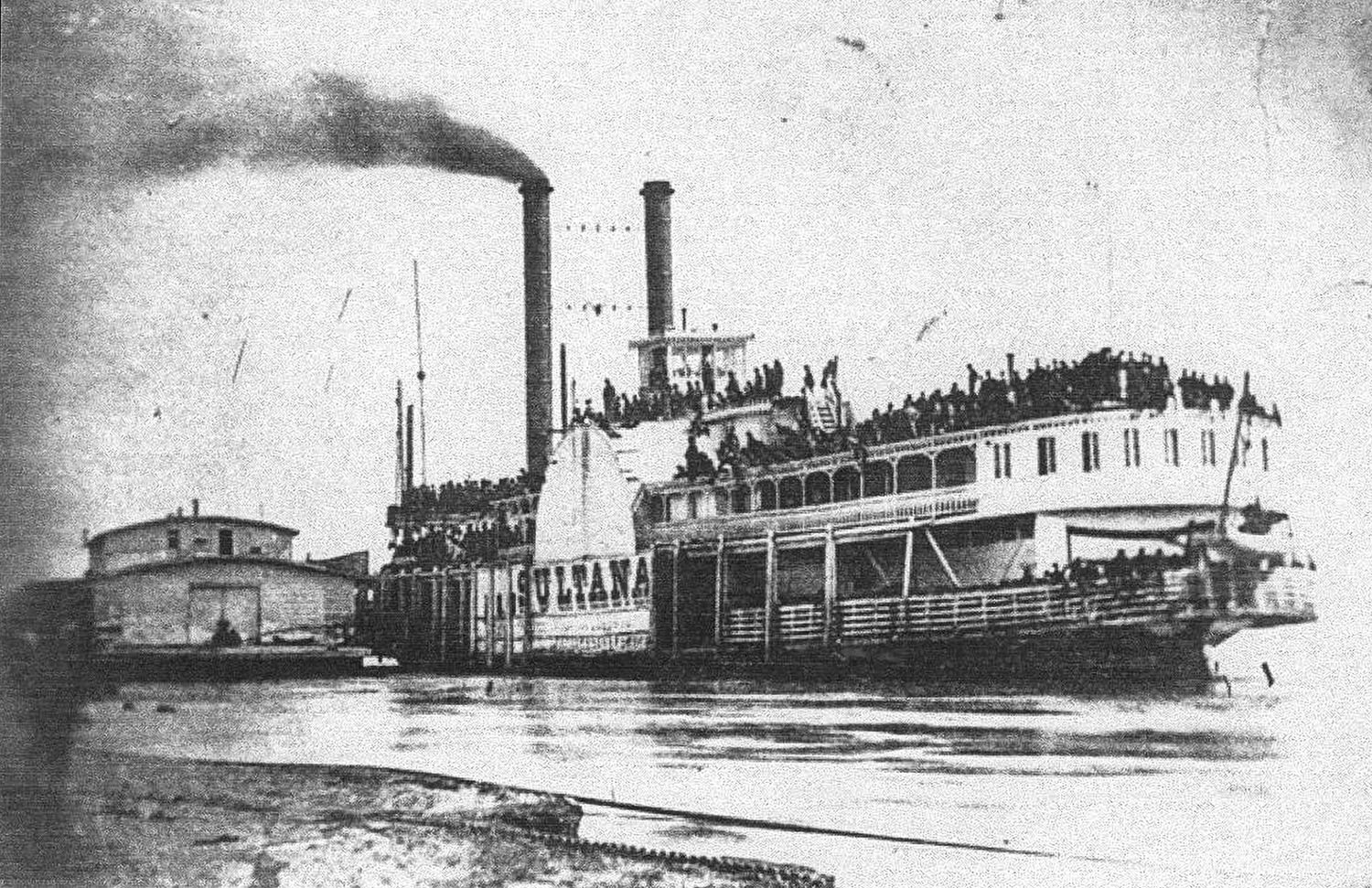 The Sultana at  the Helena, Ark., wharfboat. (Keith Norrington collection)