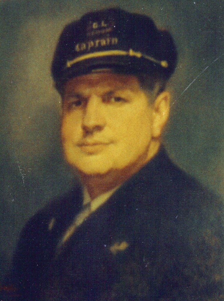 Portrait of Capt. Tom Greene by Vicksburg artist Caroline Compton for the River Hall of Fame aboard the Str. Sprague. The portrait was destroyed in the 1974 fire. (photo by Keith Norrington)