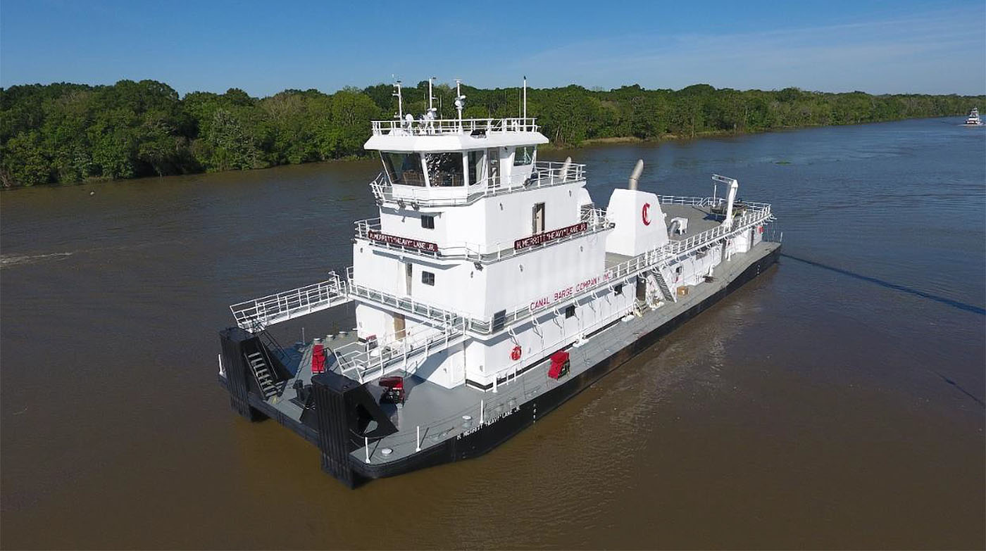 Conrad Delivers 6,000 Hp. Towboat To Canal Barge