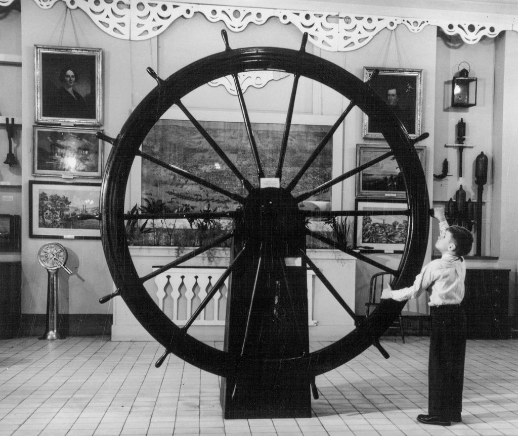 The pilotwheel of the Susie Hazard in the Port of St. Louis Gallery at the Missouri Historical Society, 1959. (Keith Norrington collection)