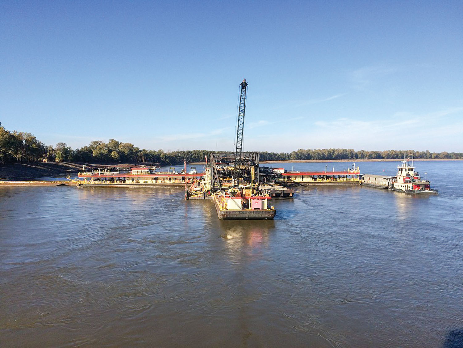 The Corps’ Mat Sinking Unit performs revetment work at Mississippi River Mile 632 near Fair Landing, Ark. (Photo courtesy of Memphis Engineer District)