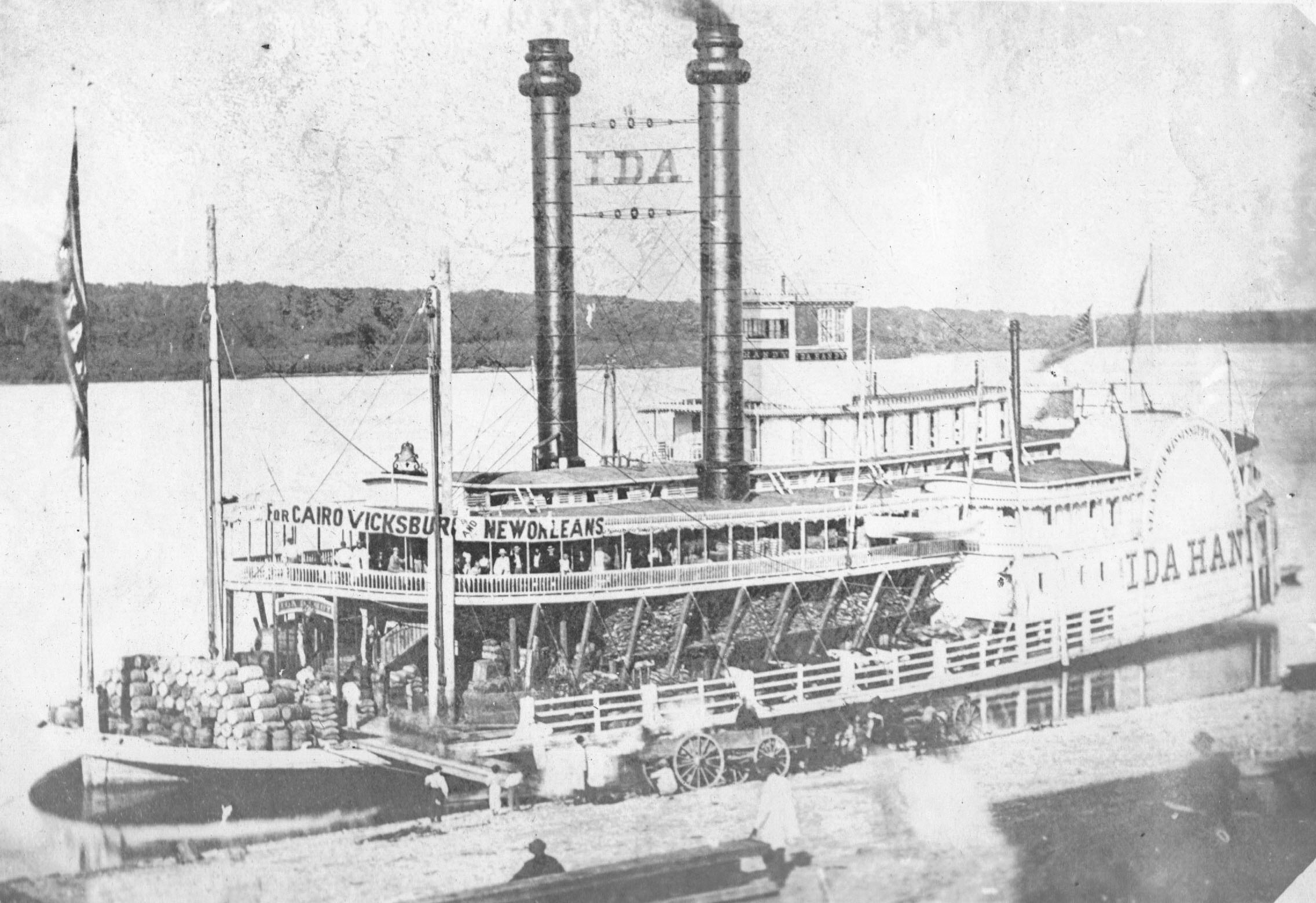 The only known image of the steamer Ida Handy. (Keith Norrington collection)