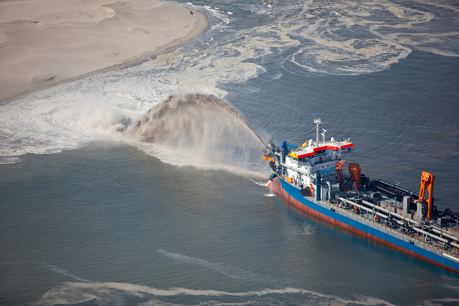 Stromag Provides Coupling Solution for Dredging Vessel Platform