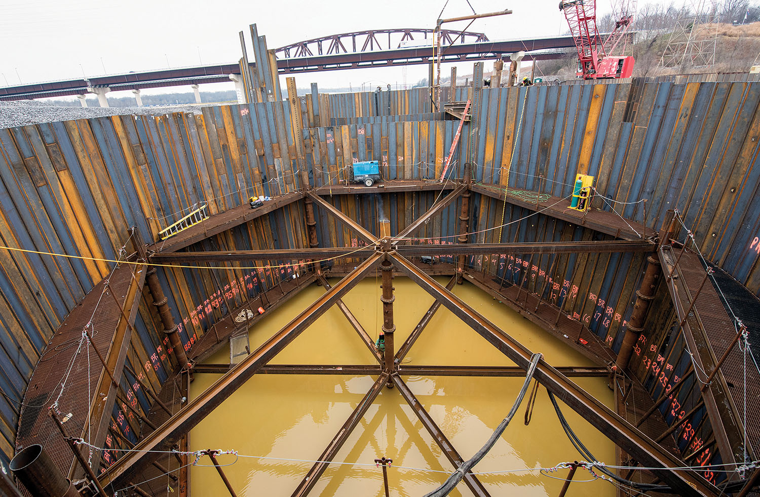 Kentucky Lock Cofferdam Nears Completion