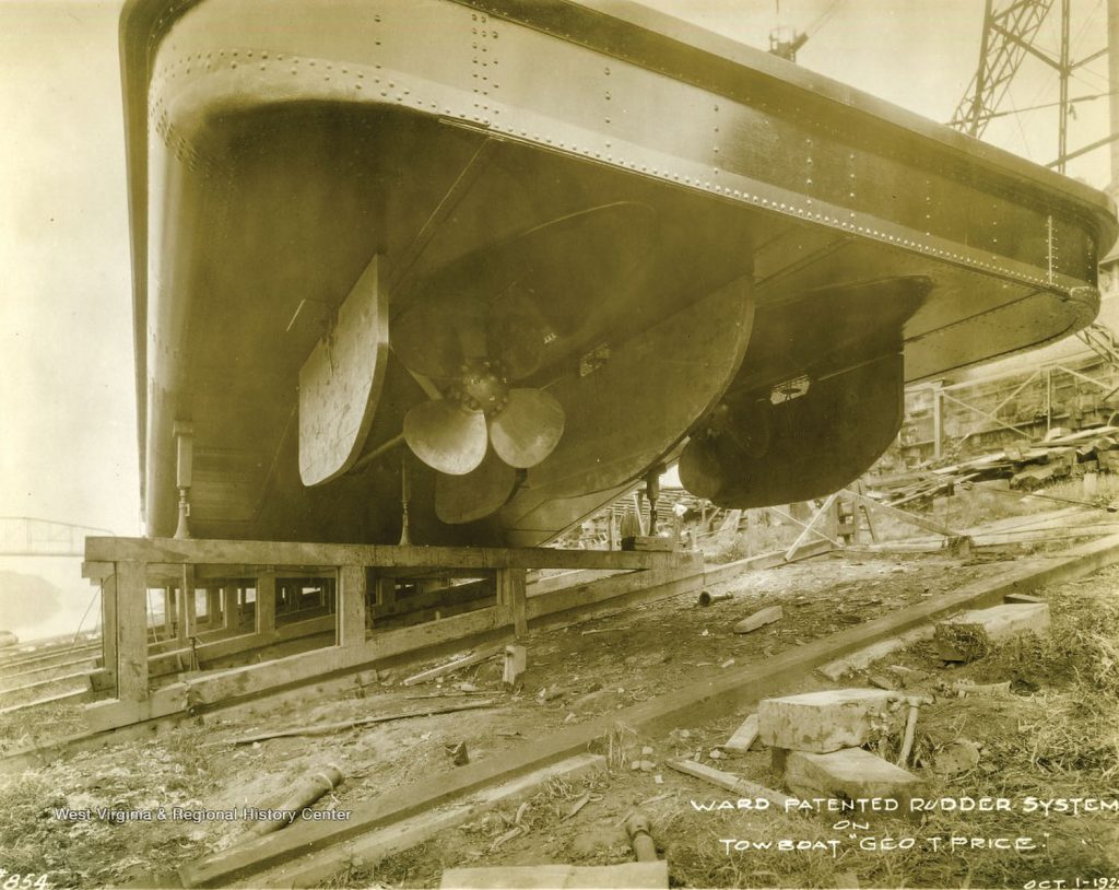 The Ward Patented Rudder System on the Geo. T. Price. (Dan Owen/Boat Photo Museum)