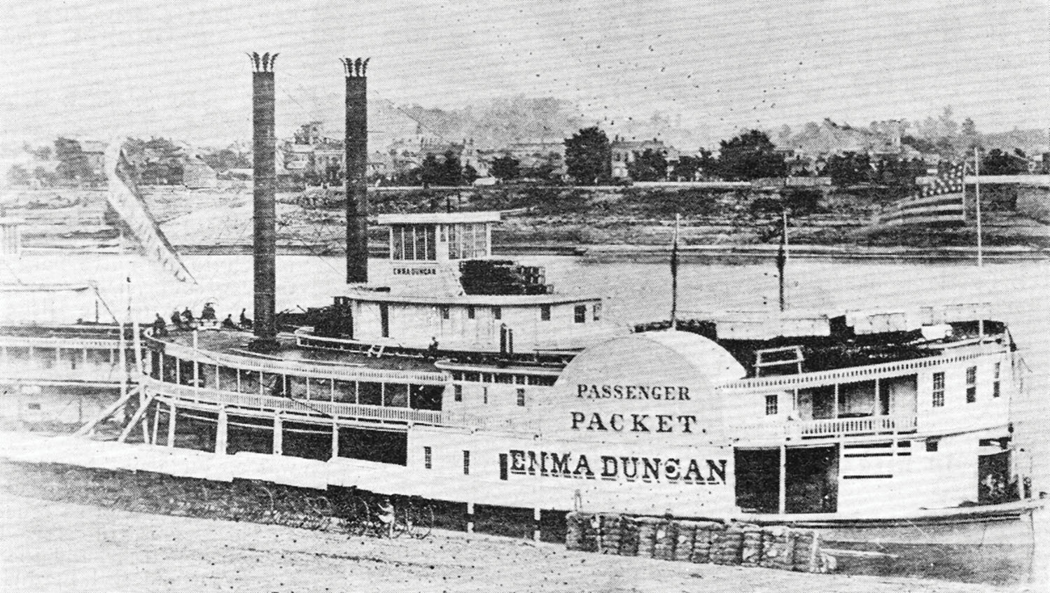 The Emma Duncan at the wharf. (Keith Norrington collection)