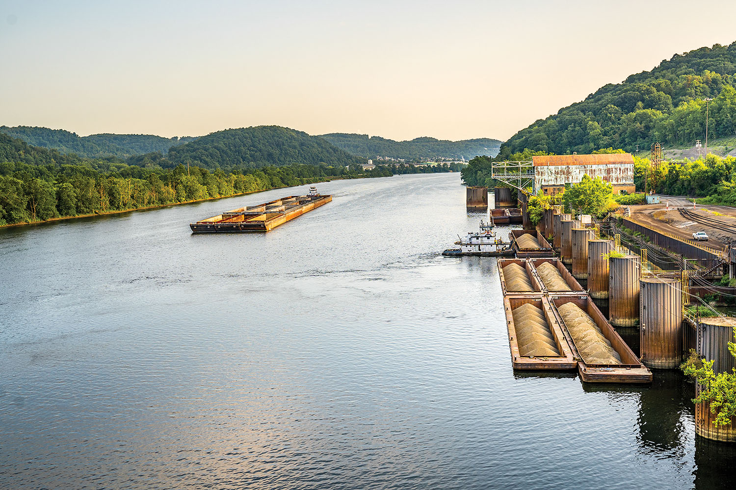 Mooring cells at Ohio River Mile 62 are back open, and barges are being fleeted as part of an agreement the Frontier Group of Companies signed with Industry Terminal & Salvage (IT&S) the last week of July. IT&S will serve as port operator and stevedore for the Weirton Frontier Crossings site, the former home of Weirton Steel and Arcelor-Mittal USA in Weirton, W.Va. (photo courtesy of Frontier Group of Companies)