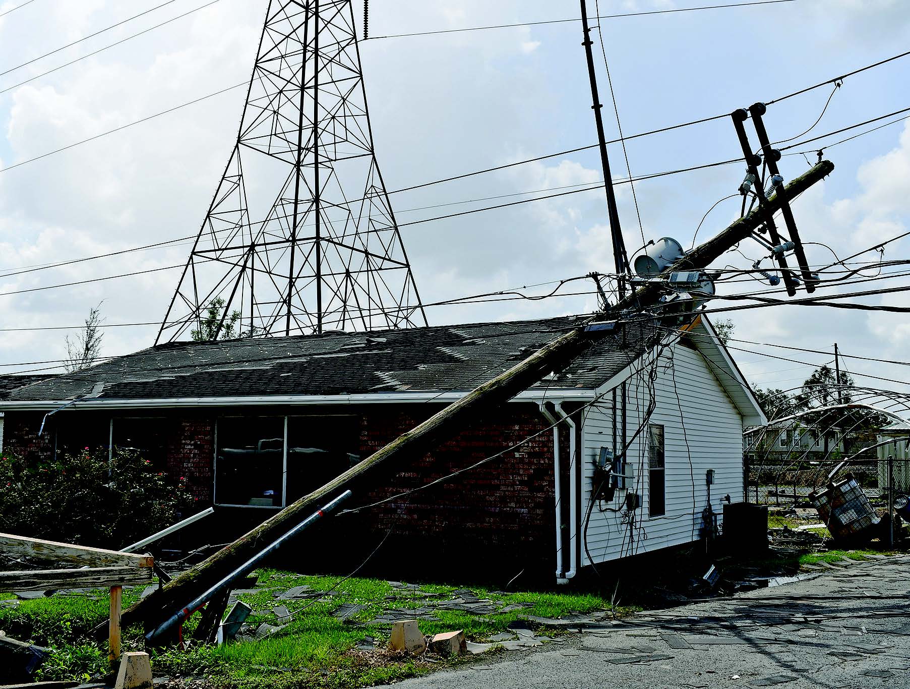 Corps Personnel Assist Restoring Power After Hurricane Ida