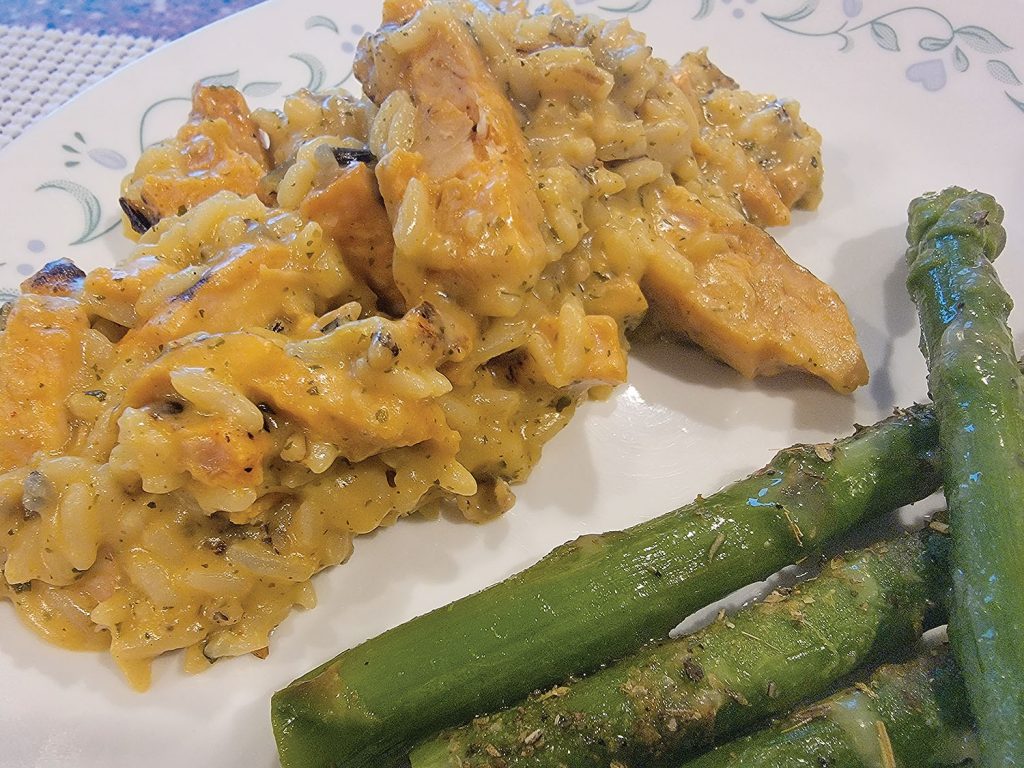 Easy chicken and rice for a slow cooker.