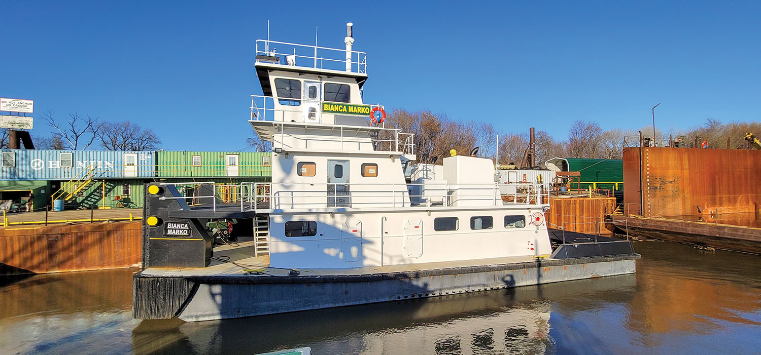 Mike’s Completes New-Construction Towboat