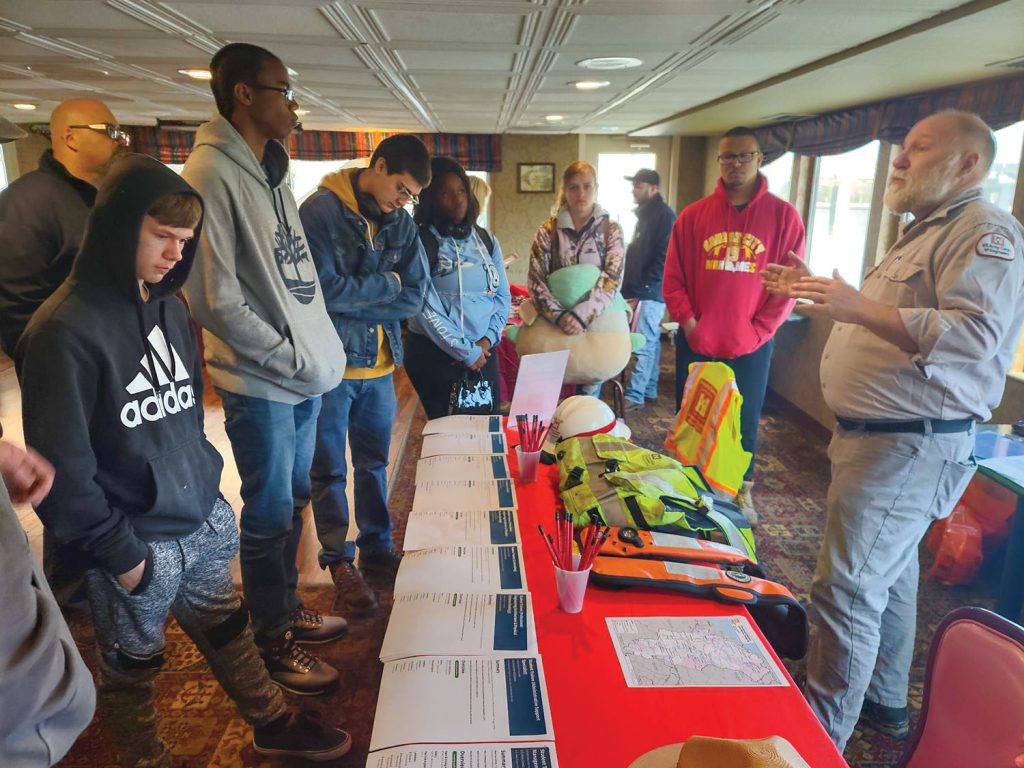 Students learn about working for the Corps of Engineers. (Photo courtesy of RiverWorks Discovery)