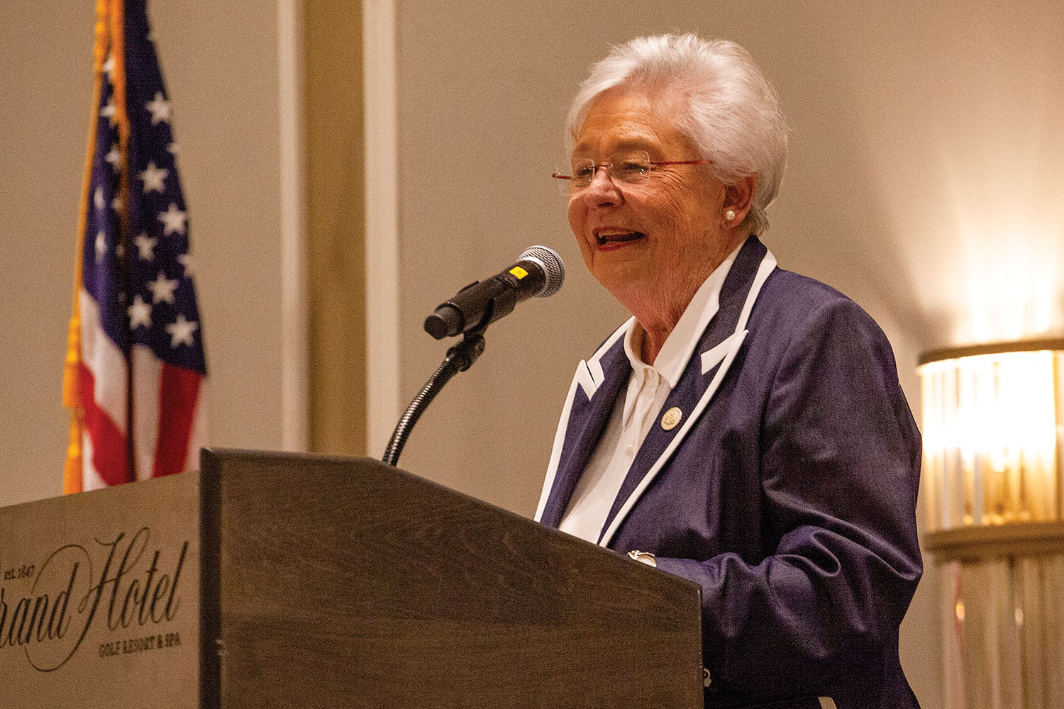 Alabama Gov. Kay Ivey speaks to the annual meeting of the Warrior-Tombigbee Waterway Association meeting May 19. (Photo by Frank McCormack)