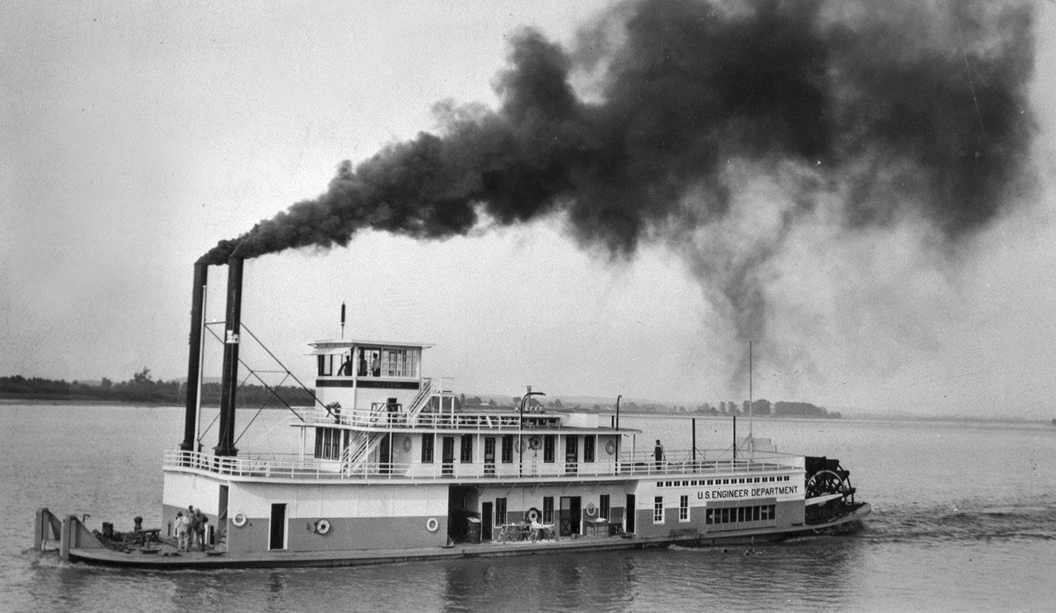 The Suter on trials at Gasconade, Mo., in 1928. (U.S. Engineers photo)