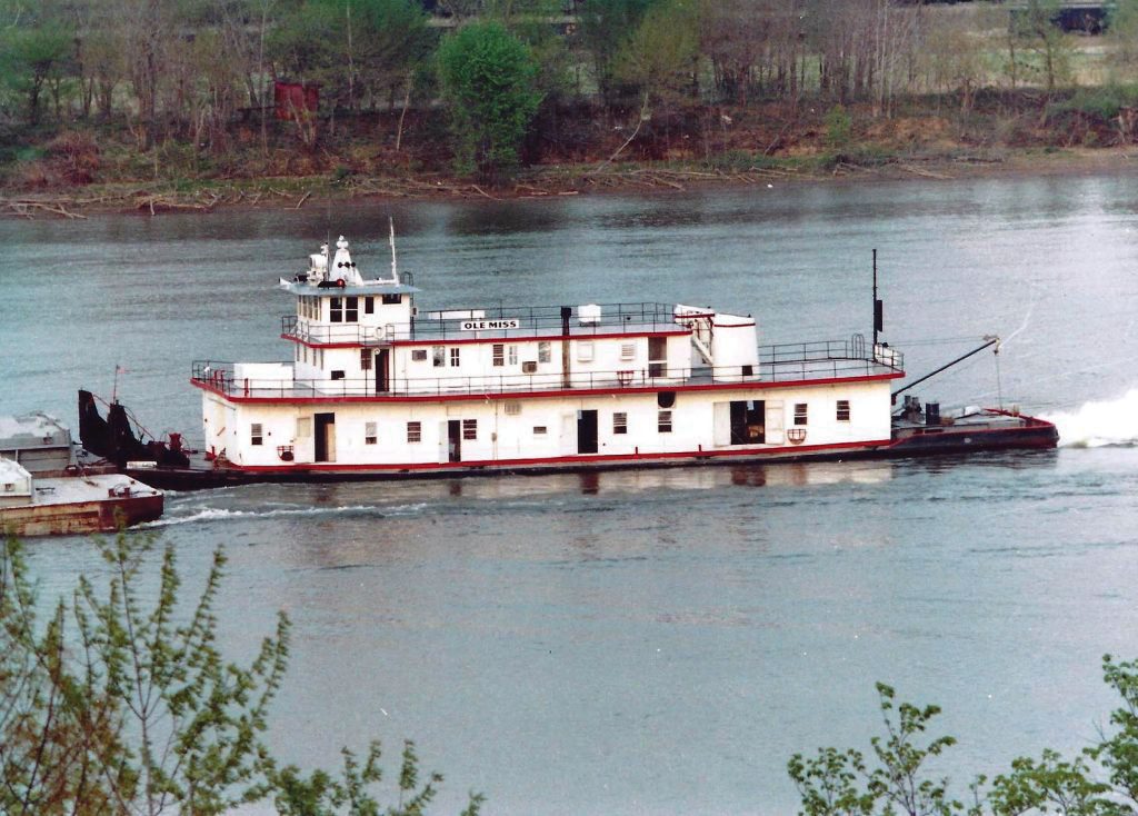 Mv. Ole Miss underway on the Upper Ohio River under G&C Towing ownership. (John Bowman photo from Dan Owen Boat Photo Museum collection)