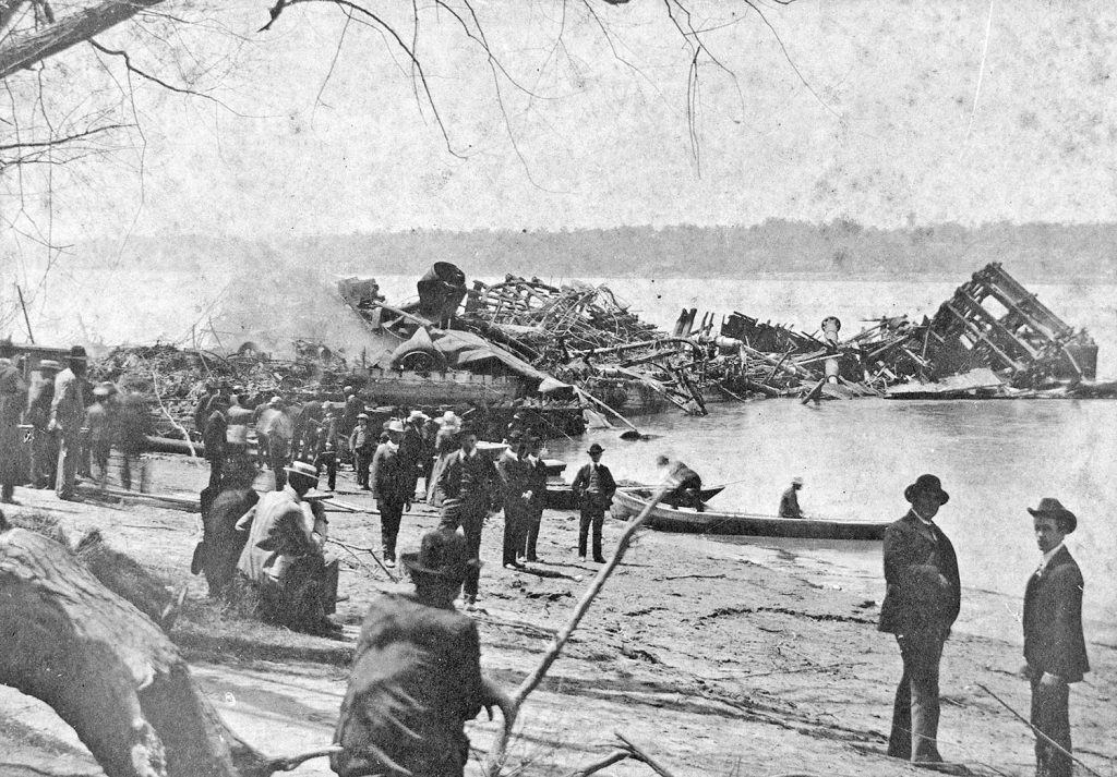 Press photo taken at the scene of the wreck during one of the public excursions.