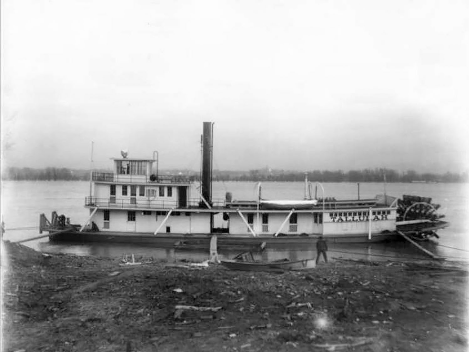 The Tallulah new at Howards. (Dan Owen Boat Photo Museum collection)