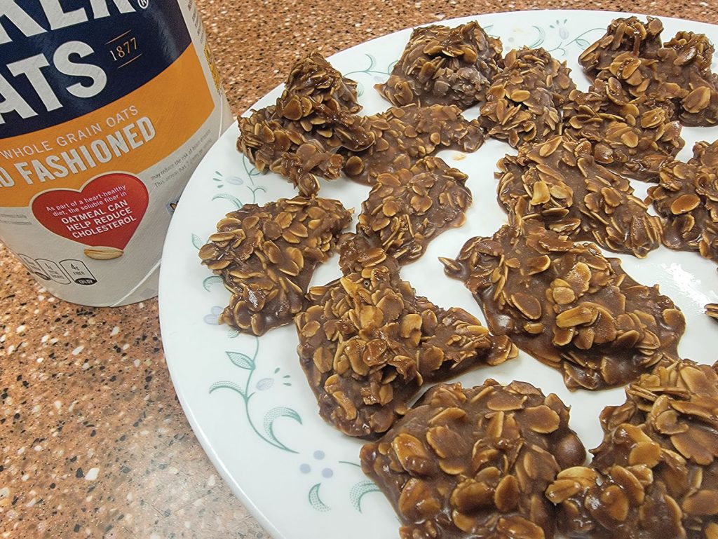 Heart-healthy no-bake cookies.