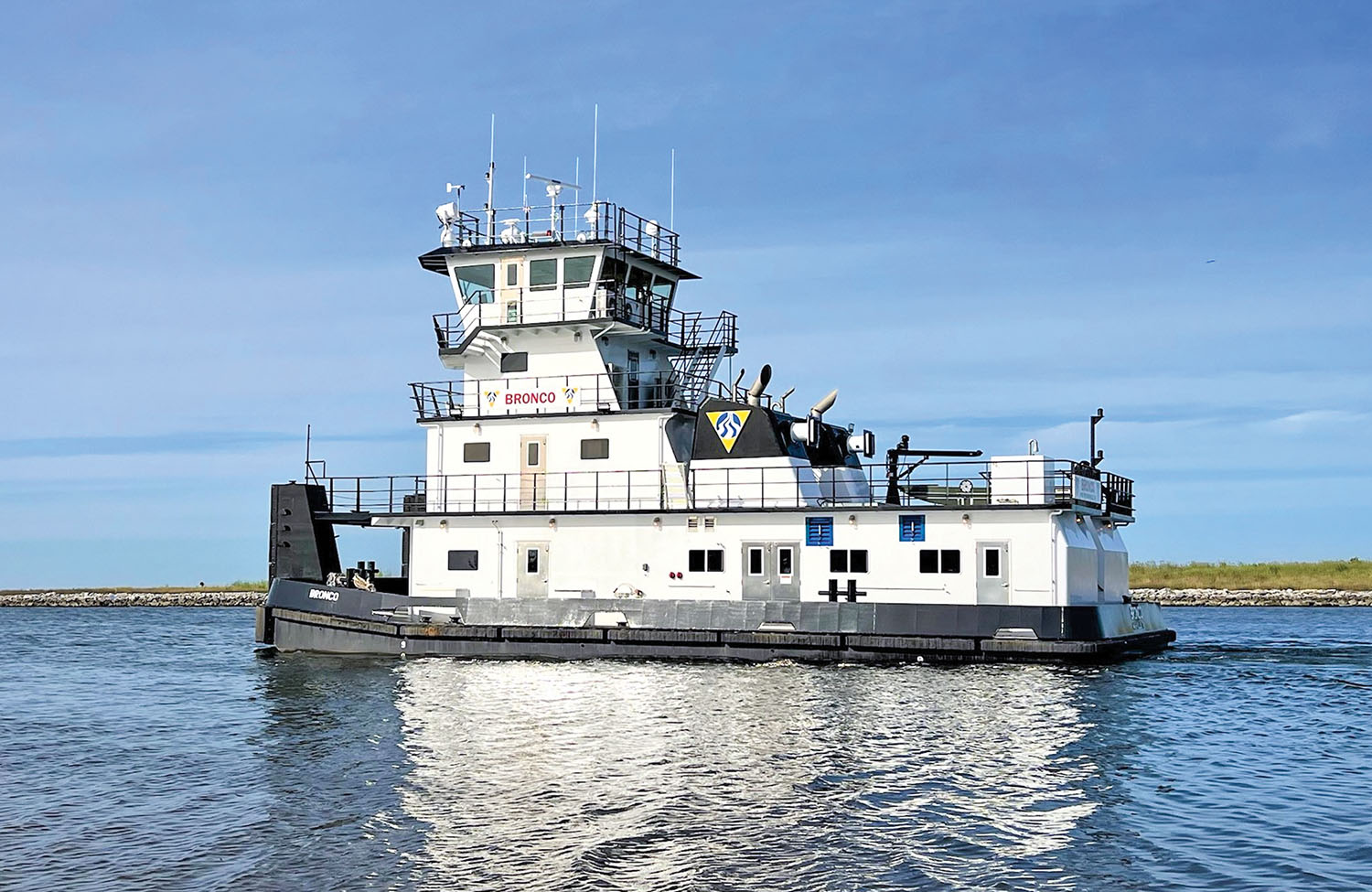 The 2,000 hp. mv. Bronco was built by Steiner Shipyard and is powered by Caterpillar C32 Tier 3 engines.