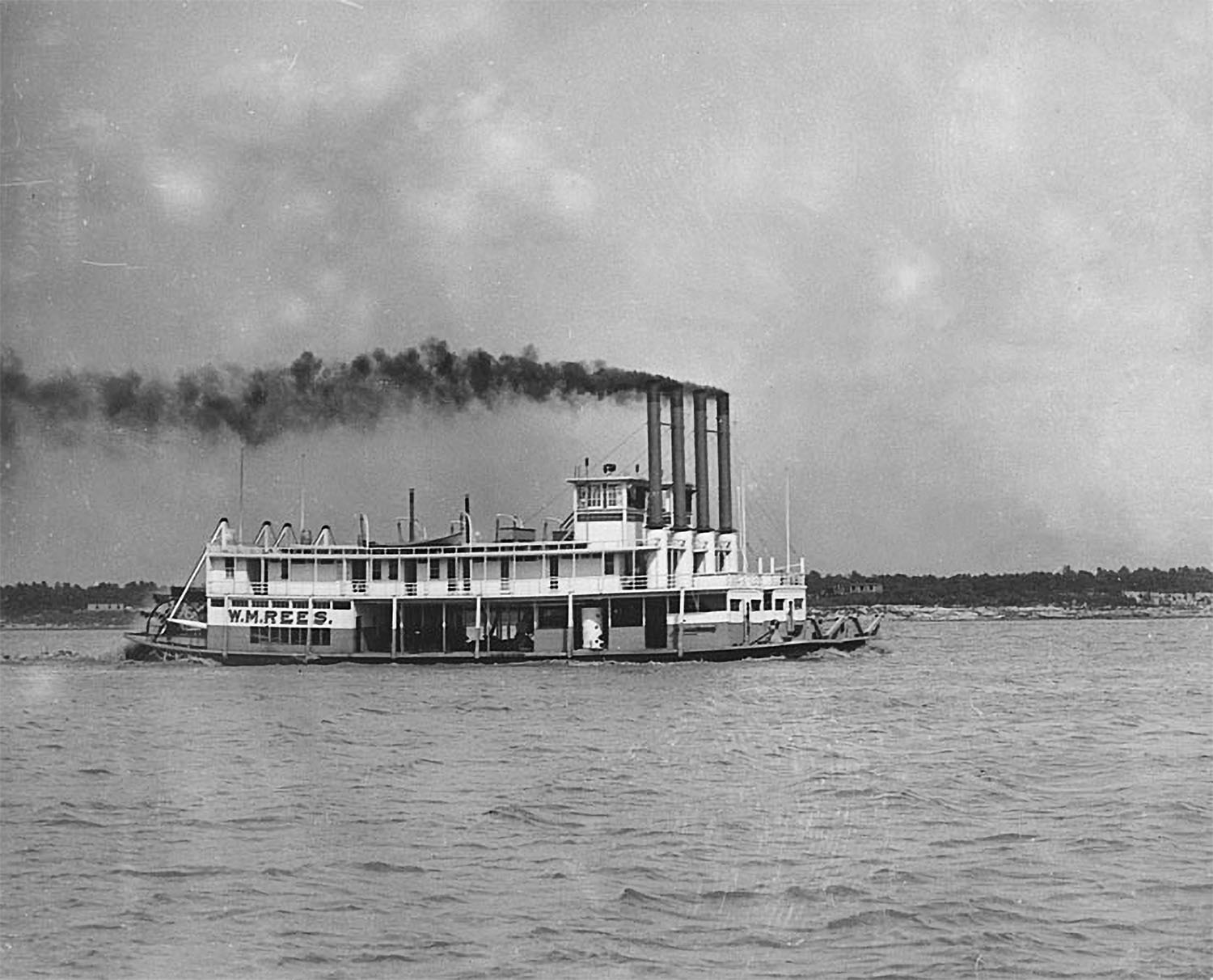 Rees and Nolty, maybe on delivery trip in 1913. (U.S. Engineers photo, David Smith collection)