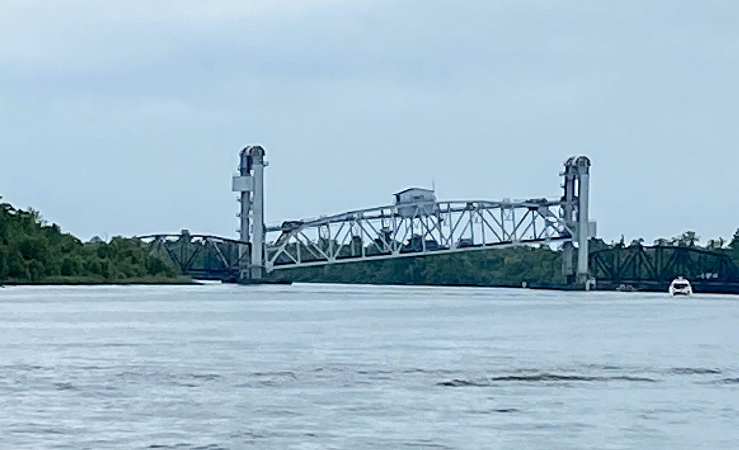 Mechanical Issue At Mobile River Bridge Forces Closure