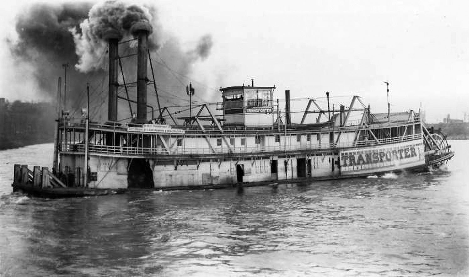 Str. Transporter on trials after rebuilding in 1921. (Capt. W.S. Pollock photo, David Smith collection)