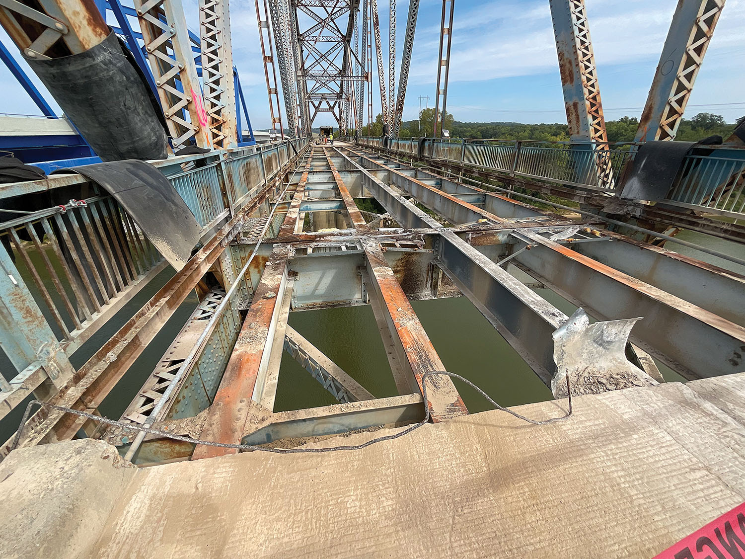 Crews are preparing for the demolition of the former U.S. 60 bridge over the Cumberland River (Mile 2.7) at Smithland, Ky. Demolition is tentatively set for October 20 and will require a 24-hour halt of river traffic at the site. (Photo by Keith Todd/Kentucky Transportation Cabinet District 1)