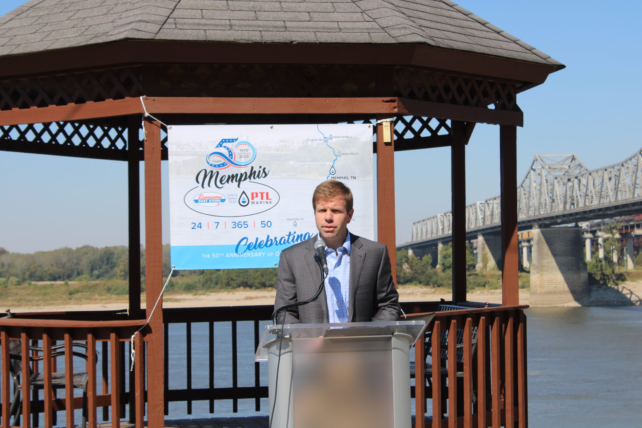 PTL Marine President David Reynolds addresses those gathered to celebrate the 50th birthday of the company’s Memphis facility on October 18 at the store on the banks of the Mississippi River. (photos by Shelley Byrne)